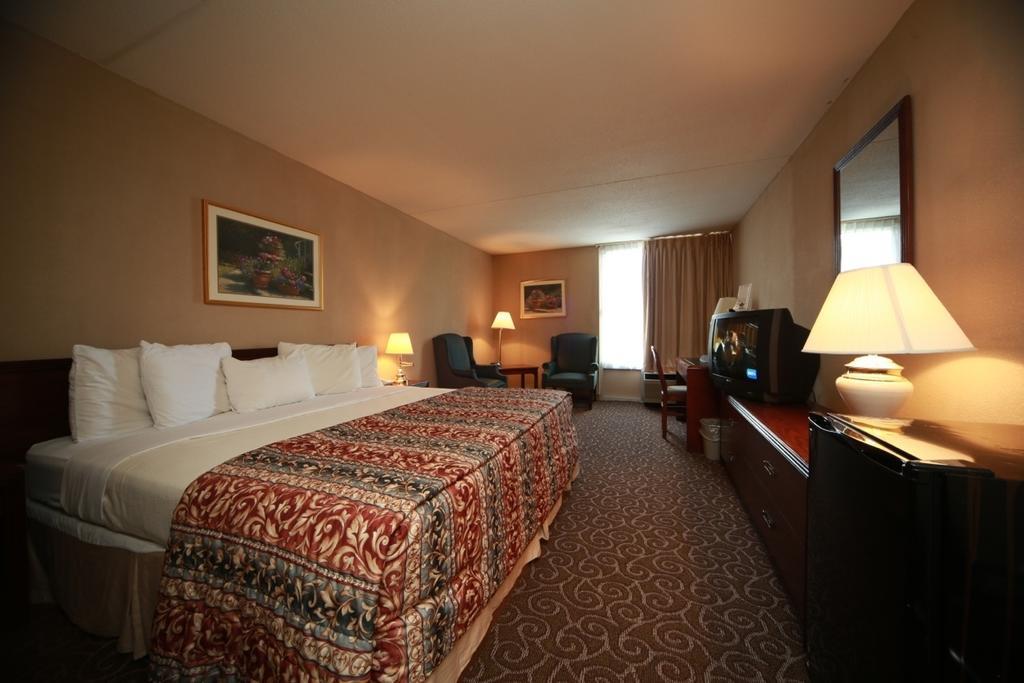 Boarders Inn And Suites - Marion Oda fotoğraf